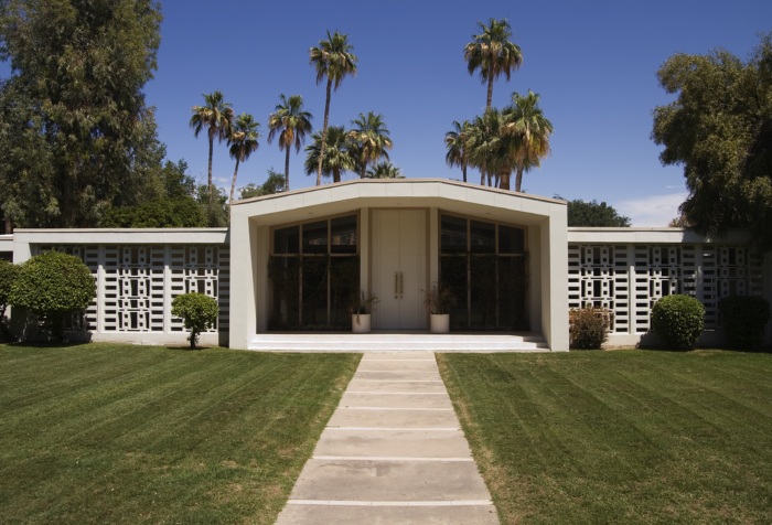 Desert modern house